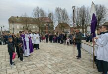 Obiteljski križni put na Veliki petak