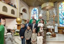 Krštenje petog djeteta obitelji Gelemanović